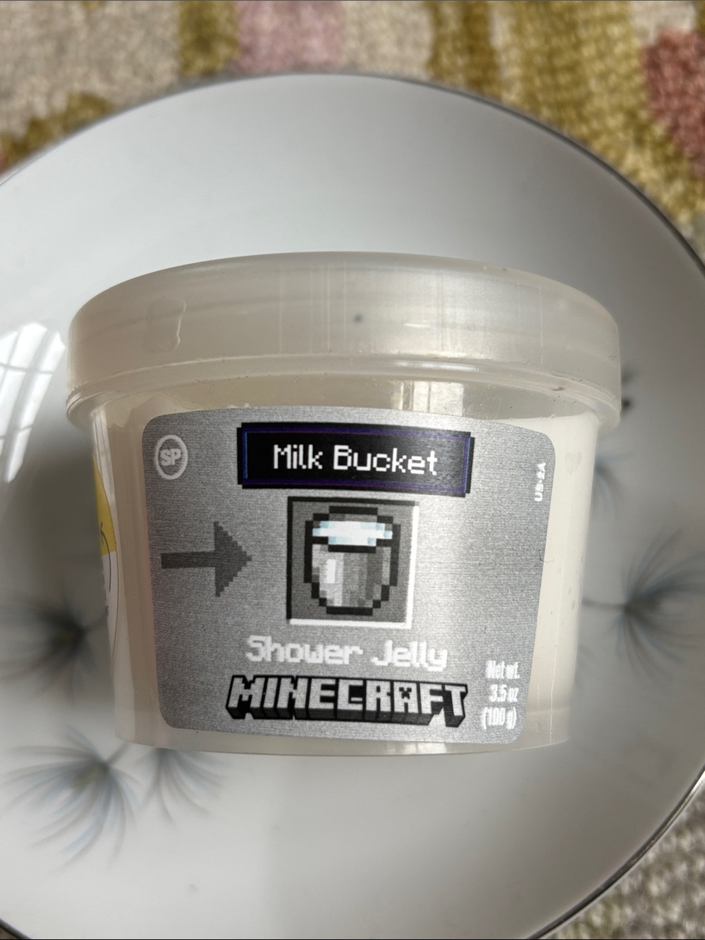 Minecraft x LUSH nwt Milk Bucket Shower Jelly fan favorite Milky Bath Scent